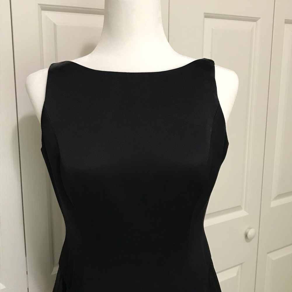 90s Carmen Marc Valvo Collection Black Satin V Back Cocktail Evening Dress 8 - Picture 10 of 16